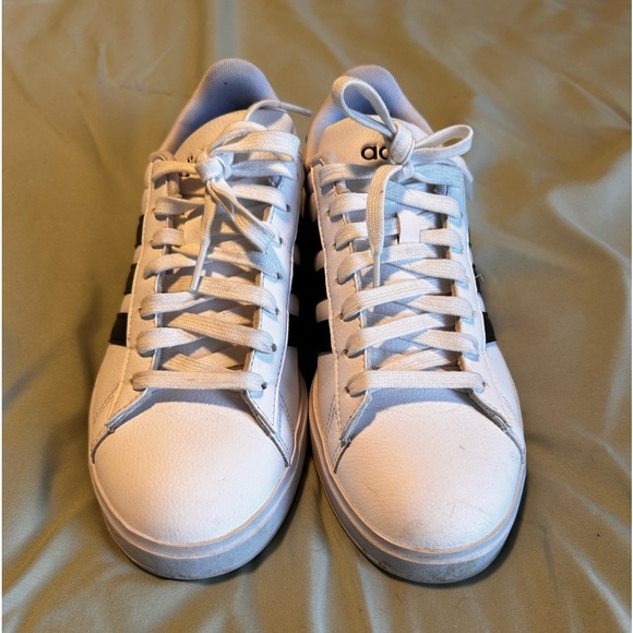 Gently used Adidas grand court 2.0 sneakers - Picture 7 of 9